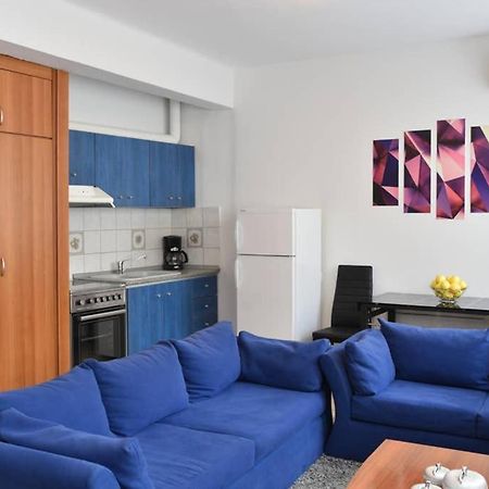A Modern Bright Studio In The Center Of Kastoria Exterior photo